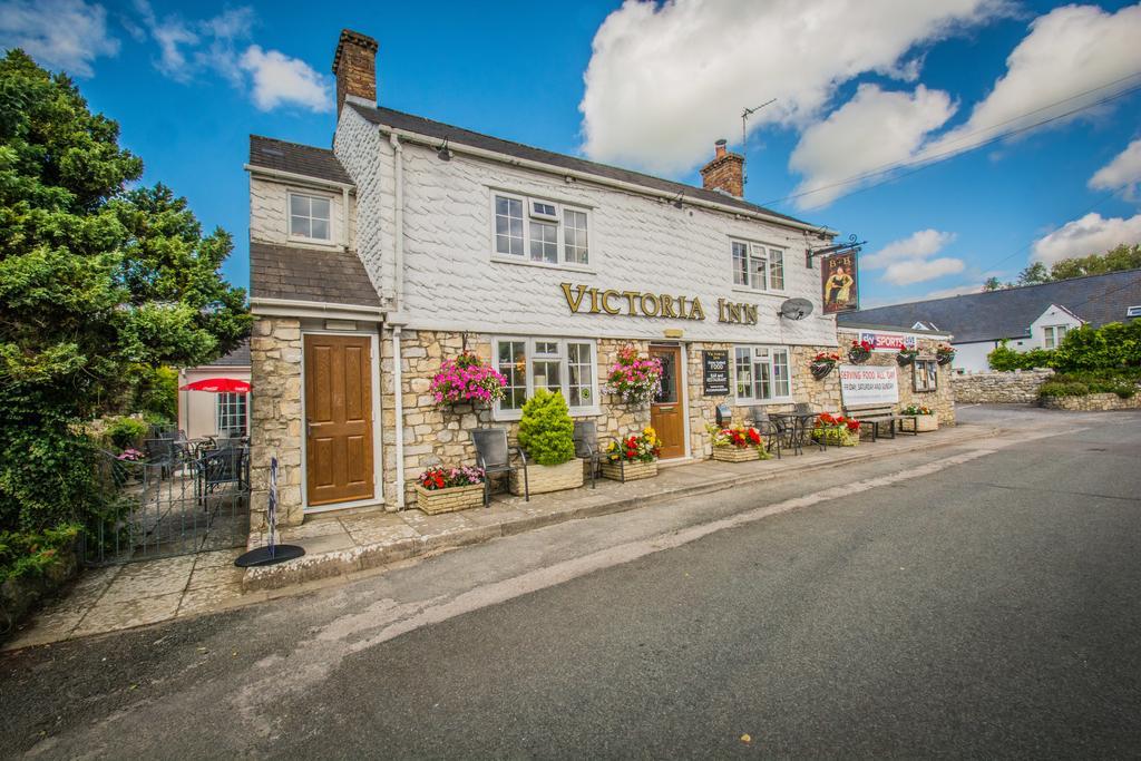 Victoria Inn Cowbridge Zewnętrze zdjęcie