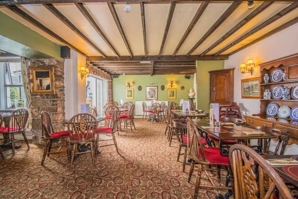 Victoria Inn Cowbridge Zewnętrze zdjęcie