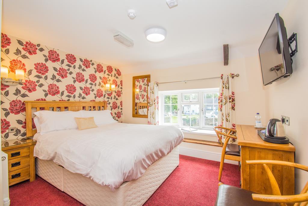Victoria Inn Cowbridge Zewnętrze zdjęcie
